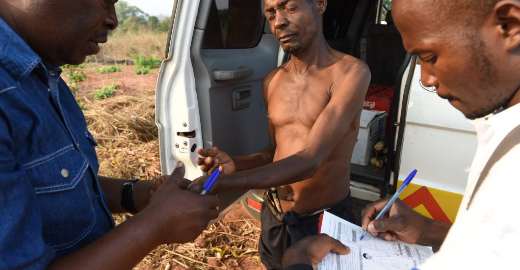 Detecting persons affected by leprosy in the field in Mozambique